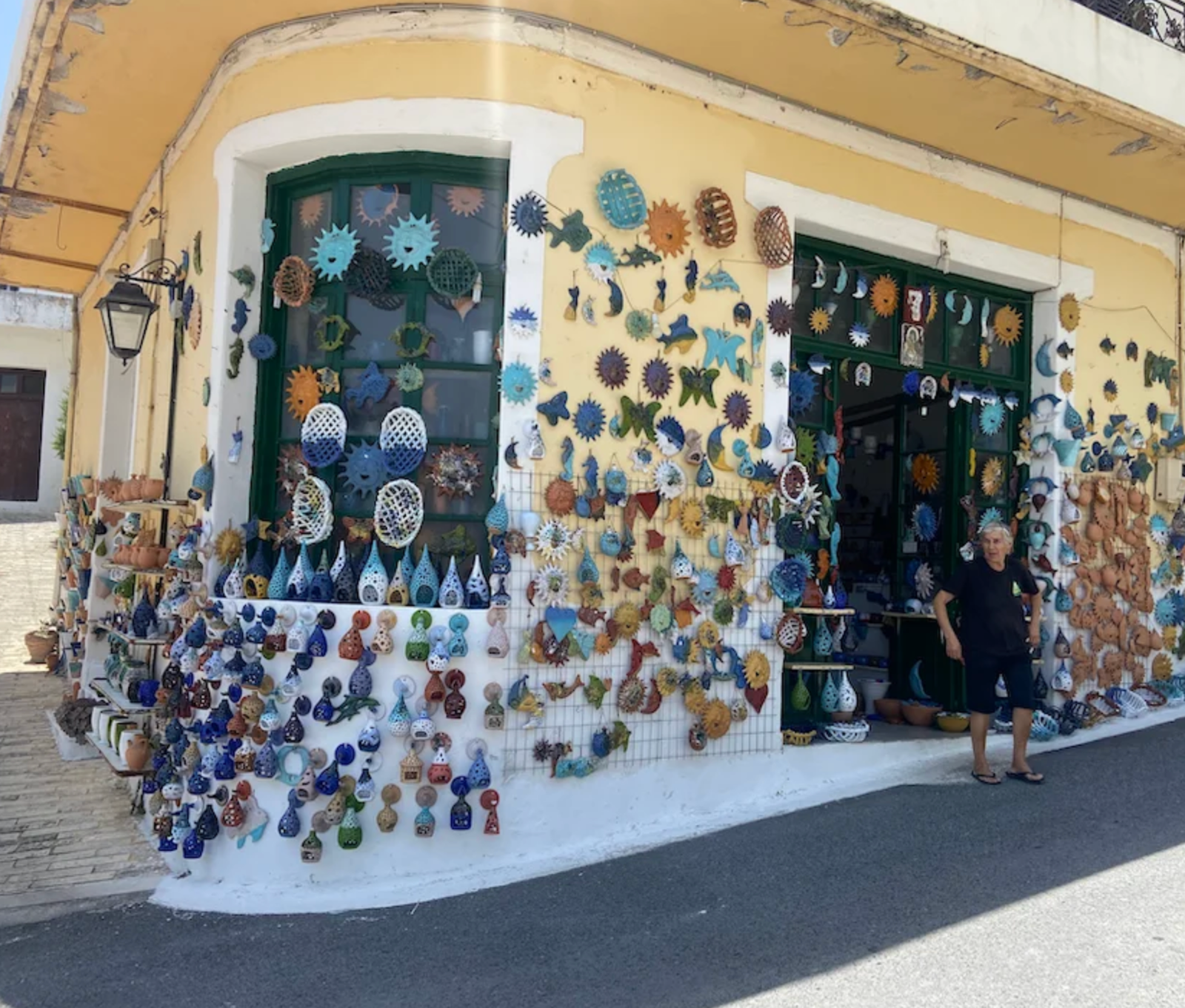 Crete: Pottery & Seaside Charm